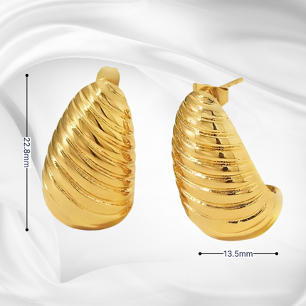 ESSIE - Gold Stud Earrings